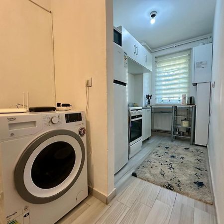 Londof Apartments- New Center Брашов Екстер'єр фото
