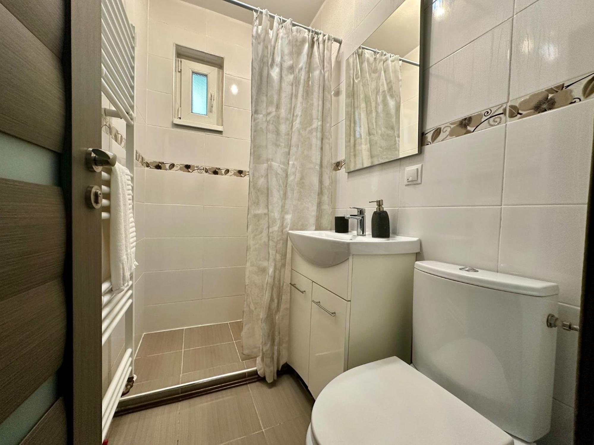 Londof Apartments- New Center Брашов Екстер'єр фото