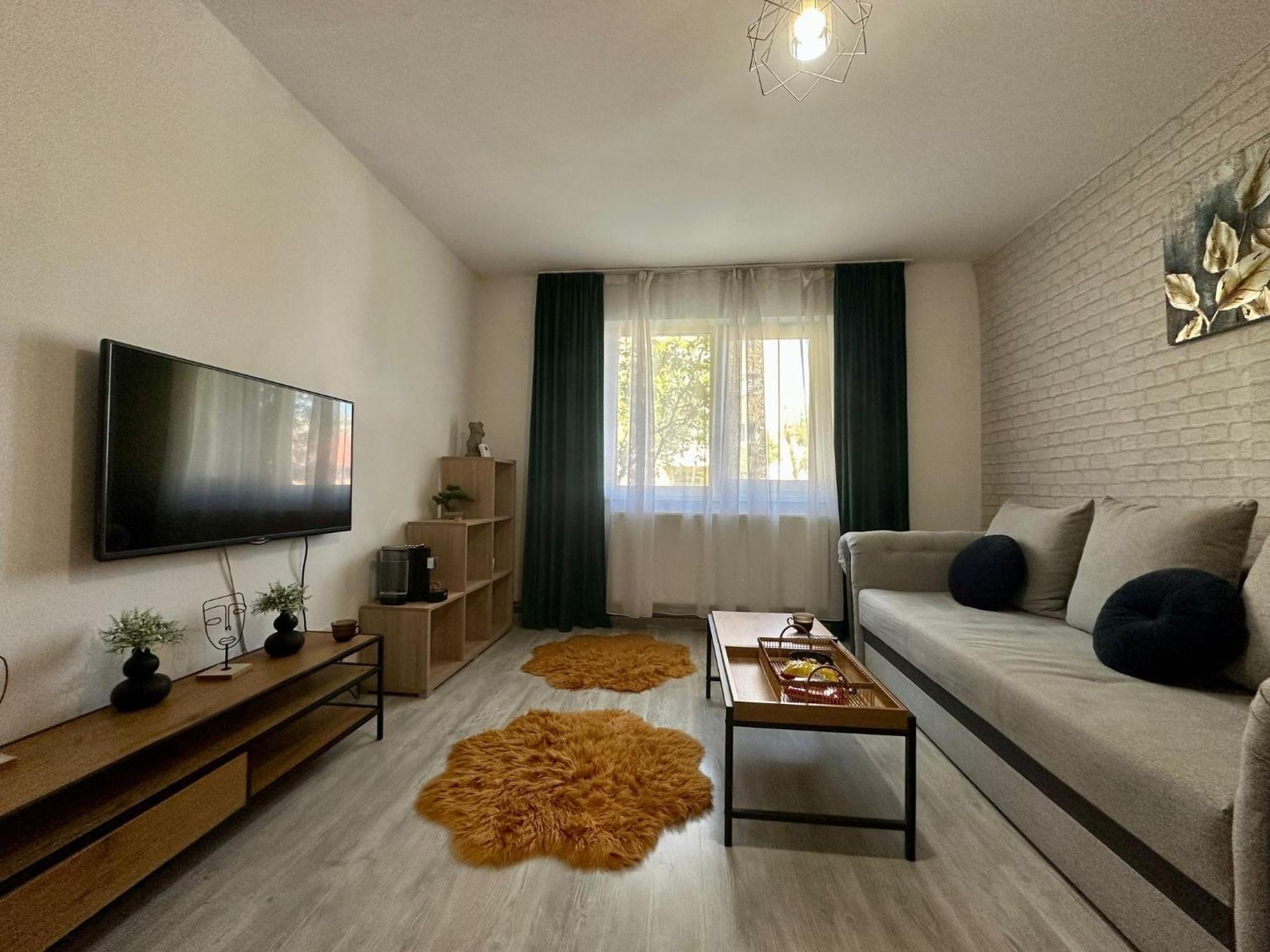 Londof Apartments- New Center Брашов Екстер'єр фото